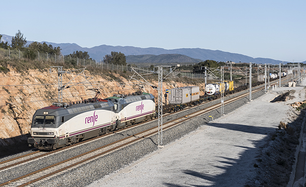 Operaba con dos locomotoras.