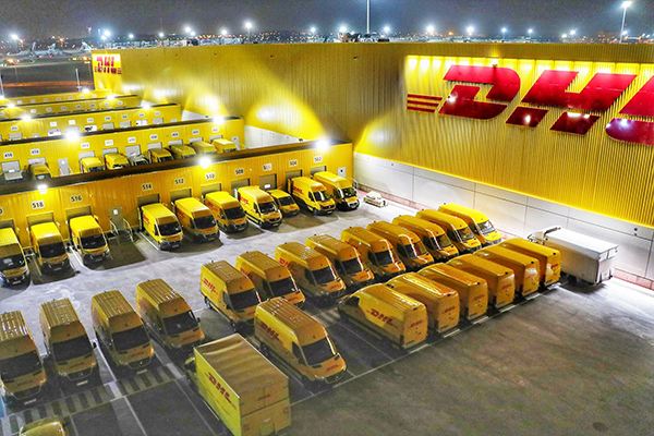 Centro logístico de DHL Express en el aeropuerto Adolfo Suárez Madrid-Barajas. 