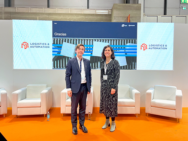 Ramón García, director general del CEL, y Paula Peña, Expert Supply Chain Consulting Manager en NTT Data, presentaron el ‘IV Estudio sobre la logística del ecommerce’ .